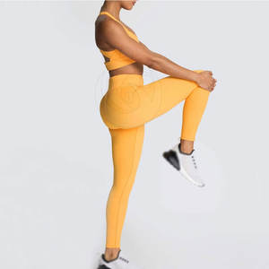 Ensemble de yoga pour femmes de la meilleure qualité sur mesure vêtements de fitness robustes avec taille élastique motif solide - Product Image 4