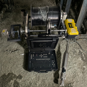 Caméra <span class=keywords><strong>d</strong></span>'inspection de puits profond 0-300m, système de caméra de forage étanche HD, caméra vidéo de fond de trou - Product Image 1