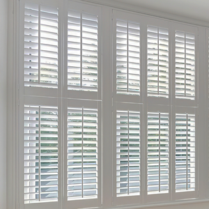 Volets intérieurs en PVC sur mesure, volets en bois blanc à lamelles pour fenêtre française, vente en gros - Product Image 1