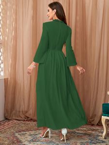 Robe de demoiselle d'honneur en mousseline unie à col en V et manches longues avec empiècements en dentelle, prête à porter pour femme - Product Image 2