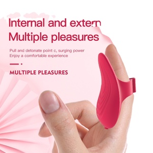 Семіз орыс бастықты жалады Жалаңаш Наташа Королева мен Тарзан жыныстық қатынасқа түседі