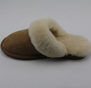 Pantoufles d'intérieur d'hiver antidérapantes pour femmes - Product Image 1
