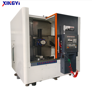 Torno vertical CNC XL700 adecuado para el procesamiento de discos de freno y ruedas pequeñas, alta calidad, <span class=keywords><strong>precio</strong></span> directo de fábrica. - Product Image 1