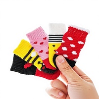 Chaussettes pour animaux de compagnie de haute qualité avec semelle antidérapante, protège-pattes pour petits chiens, accessoires pour Teddy et Poodle, lot de 4 pièces, toutes saisons, festifs