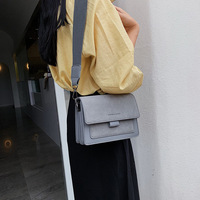 Tas Wanita Model Kotak 2026, Tali Bahu Lebar Berlapis, Tas Selempang Warna Solid, Tas Tangan Serbaguna, Tren Terbaru, Tekstur Tinggi