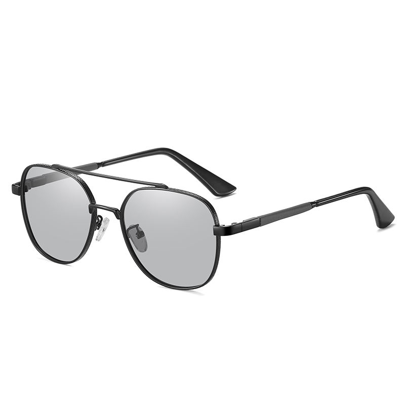 Nero fotocromatico nero