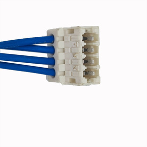 Conector Rast de 2.5MM y 4 Pines a Precio de Mayoreo para Diversas Aplicaciones - Product Image 1