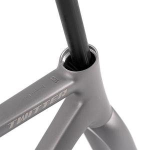 Cadre de vélo de <span class=keywords><strong>route</strong></span> en alliage d'aluminium Zhuite G2 avec fourche avant en fibre de carbone, compatible gravel et cross-country, style <span class=keywords><strong>axe</strong></span> <span class=keywords><strong>traversant</strong></span> - Product Image 4