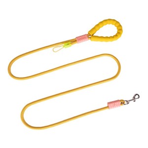 Laisse pour chien adorable en polyester avec sangle bandoulière mains libres et fermoir en alliage de zinc - Product Image 1