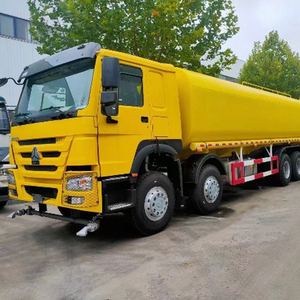 Camion-citerne SINOTRUK HOWO 8X4 371HP 30M3 30000L, nouveau modèle de marque réputée avec transmission manuelle pour les exploitations agricoles - Product Image 6