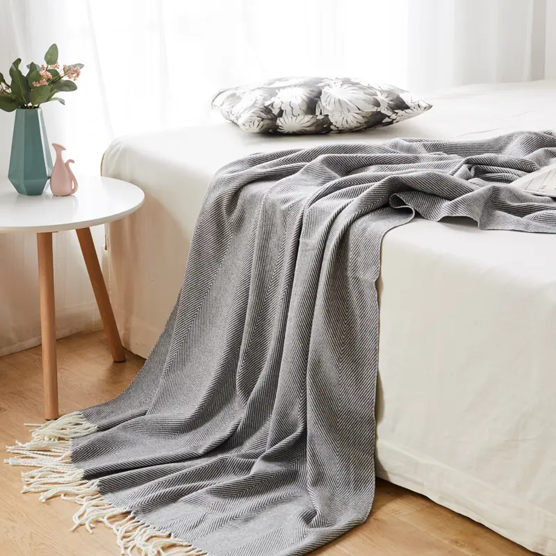 Trọng lượng nhẹ dệt kim xương cá giả cashmere rìa ném chăn mềm ấm cúng giường sofa ngoài trời rắn hình học trang trại len