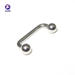 Joyería corporal de titanio G23 Barra de superficie plana de titanio de calibre 16 con agujeros altamente pulida - Product Image 6