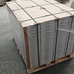 100% 環境に優しいビニールボーデン防水木目SpcビニールフローリンググレーオークPvc Spcフローリング - Product Image 3