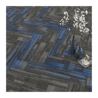 Dalles de moquette de luxe de haute qualité 100% PP, dalles de moquette de bureau OEM, dalles de moquette commerciales, carrés de 50x50 cm, usine de moquette