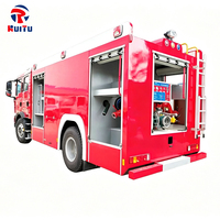 Camion de pompiers à mousse SINOTRUK HOWO 8 tonnes, 6000 kg d'eau, 2000 kg de mousse, 257 kW pour la lutte contre les incendies urbains, en usine et dans les parcs