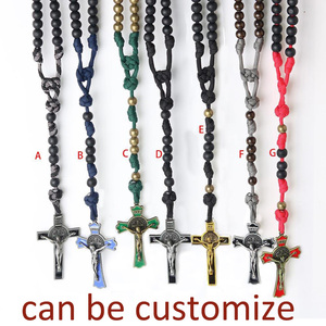 Collier Chapelet Catholique en Paracorde avec Perles en Bois Robustes, Croix Crucifix, Personnalisé pour Hommes - Vente en Gros - Product Image 2