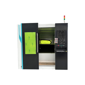 เครื่องตัดไฟเบอร์เลเซอร์แบบปิดที่มีความปลอดภัยสูง กำลังไฟ 1500W 3kw 6kw 12kw สำหรับแผ่นโลหะ พร้อมแท่นแลกเปลี่ยนแผ่นวัสดุ ระบบควบคุม Cypcut - Product Image 2