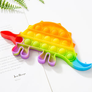 <span class=keywords><strong>Dinosaure</strong></span> sensoriel carré push <span class=keywords><strong>pop</strong></span> itting jouet fidget arc-en-ciel en silicone - Product Image 6