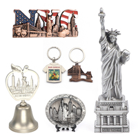 海外土産 Amazon.co.jp: シルバーNYCお土産コレクションニューヨーク