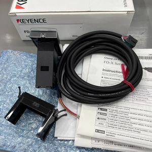 Contrôleur de débit à pince KEYENCE FD-XA5E |   Unité principale à montage sur panneau pour capteur de micro-courant de la série FD-X FD XA5E - Product Image 3