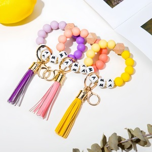 Bracelet à finition mate, motif cœur, multi-usages, partenaire logistique fiable, sertissage clos, couleur technique durable - Product Image 1