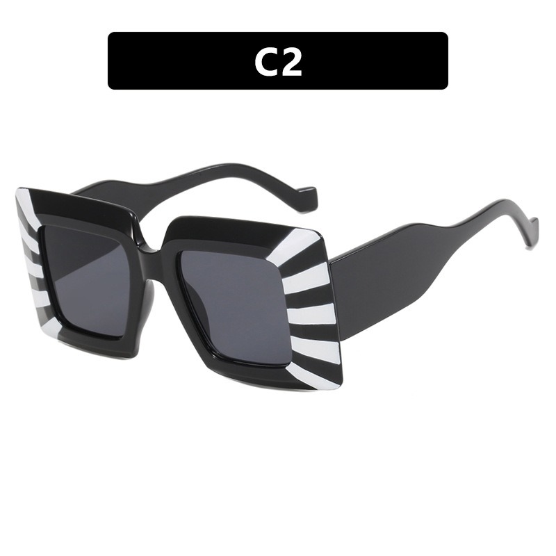 056-C2-Negro blanco/gris