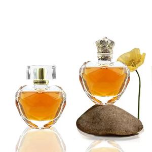 Collezionista Edizione 50ml 100ml di cristallo a forma di cuore nobile bottiglia di profumo unica vuota con corona intagliata - Product Image 6