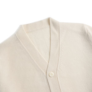 Townkana Cardigan Casual in pura lana 100% stile giapponese con scollo a V serie maglione ricamato da <span class=keywords><strong>donna</strong></span> maglione bianco invernale - Product Image 2