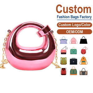 Sac de soirée tendance en acrylique en forme de croissant de lune, mini pochette élégante avec chaîne, pochette chic pour rouge à lèvres et monnaie pour femme, fabricant de sacs à main - Product Image 1