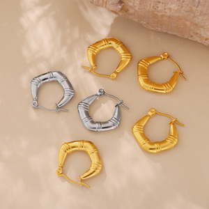 Fashion <strong>Jewelry</strong> Earings High Quality 18K Gold Plated U-shaped Earrings with Slub Texture Waterproof <strong>Jewelry</strong> for Women Trendy - Product Image 5