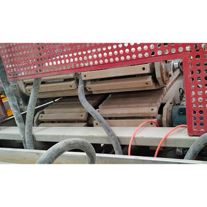 Línea de producción de extrusión de máquina <span class=keywords><strong>cortadora</strong></span> de tablero de espuma de perfil de puerta de ventana de PVC WPC de plástico usado - Product Image 6
