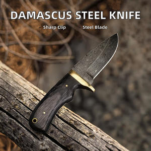 Cuchillo de Camping de Acero de Damasco Hecho a Mano de Primera Calidad, Grabado Personalizado OEM, Hoja Afilada Tipo Clip Point, Funda de Cuero y Madera - Product Image 2