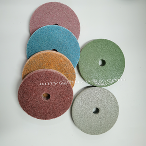 Vente directe d'usine le meilleur tampon de polissage de machines de pierre de feutre de diamant humide pour le polissage de marbre et de pierre reconstituée 100mm - Product Image 3