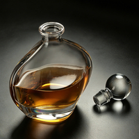 Ensemble de carafe à whisky en verre transparent de luxe personnalisé de 24,6 oz, base lourde, bouchon sphérique hermétique de qualité alimentaire durable pour spiritueux et vin