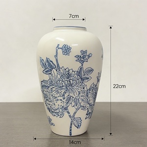 Nouveau vase de table en céramique bleu et blanc style nordique pour anniversaire, arrangement floral pour salon, décoration artistique classique pour la maison - Product Image 6