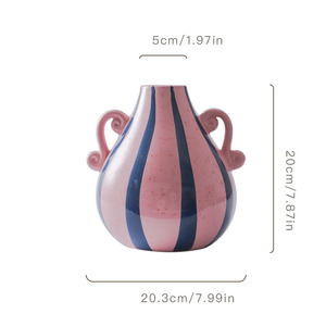 Vase en céramique à rayures double face, design minimaliste, peint à la main, pour la décoration intérieure, mariage - Product Image 6