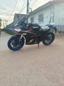 Motocyclette R3 400cc - Product Image 3