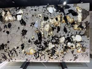 Dalles de quartz personnalisées de luxe en pierre de fond, dalles de quartz rétroéclairées, granit patagonia pour projet Viall - Product Image 1