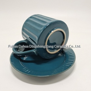 Service à café et soucoupe Rome Wenliang en poterie vert clair, style doric japonais, luxe léger, vintage, 350 ml, pour café filtre domestique - Product Image 2