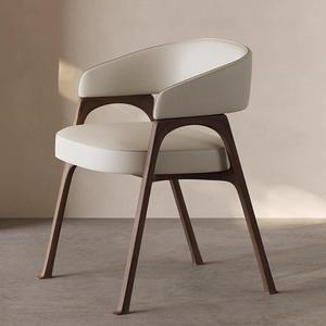 Sedia da Pranzo di Lusso BST Italiana, Design Moderno e Minimalista, con Braccioli, in Pelle Bianca, per Casa, Hotel e Ristorante - Product Image 3