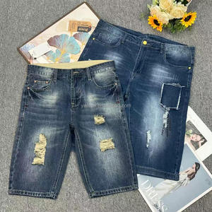 Pantaloncini di Jeans Estivi Sottili da Uomo con Ricami, Strappati, a Mezza Lunghezza, Elastici, Nuovi, Slim Fit, a Cinque Quarti - Product Image 1