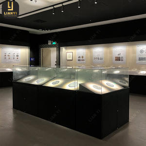 Grand comptoir verre musée vitrines Collections affichage comptoir boutique détail luminaire - Product Image 1