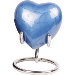 Urne en forme de cœur avec glaçure craquelée, pièce décorative artisanale moderne pour la maison - Product Image 6