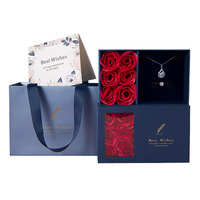 Vente chaude Éternelle Rose Fleurs Artificielles Recyclable En Forme De Coeur Plantes Préservées Ornements Saint Valentin Boîte Cadeau