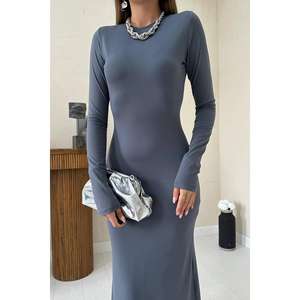 Elegante Vestido Largo Ajustado Gris con Cintura Natural, Diseño Sencillo, Cómodo para la Noche - Product Image 2