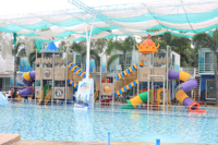 Ensemble de parc toboggan aquatique vibrant pour enfants jeu en plein air amusant exercice d'apprentissage et aventure amusante