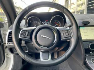 Voiture d'occasion <span class=keywords><strong>Jaguar</strong></span> F-TYPE 2 portes 2 places Hardtop Sport Essence <span class=keywords><strong>Prix</strong></span> attractif à vendre. - Product Image 6