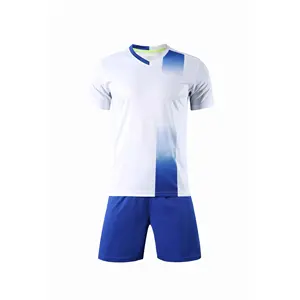 Uniform billige Trikots können nach Maß angefertigt werden, indem der Druck auf einen kurz ärmel igen, sublimierten Fußball trikots für Vereine sublimiert wird