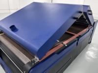 Secoueur de poudre automatique industriel de 90 cm pour imprimante DTF à 8 têtes avec système d'aspiration sous vide