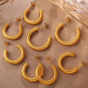 Pendientes de Aro Geométricos de Aleación de Zinc y Acero Inoxidable con Diseño Irregular, Joyería de Moda - Product Image 2